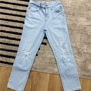 Women’s Levi’s 724 High Rise Straight Crop